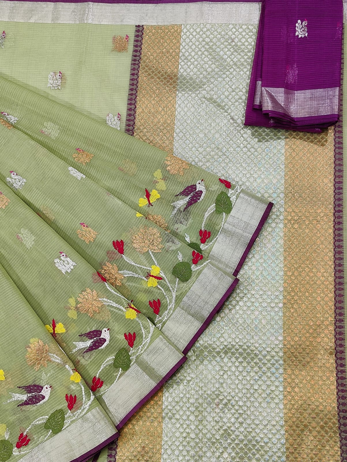 Exclusive Zarikota Saree with contrast blouse