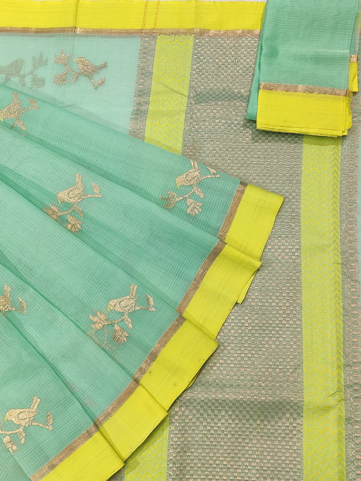 Exclusive Zarikota Saree with contrast blouse