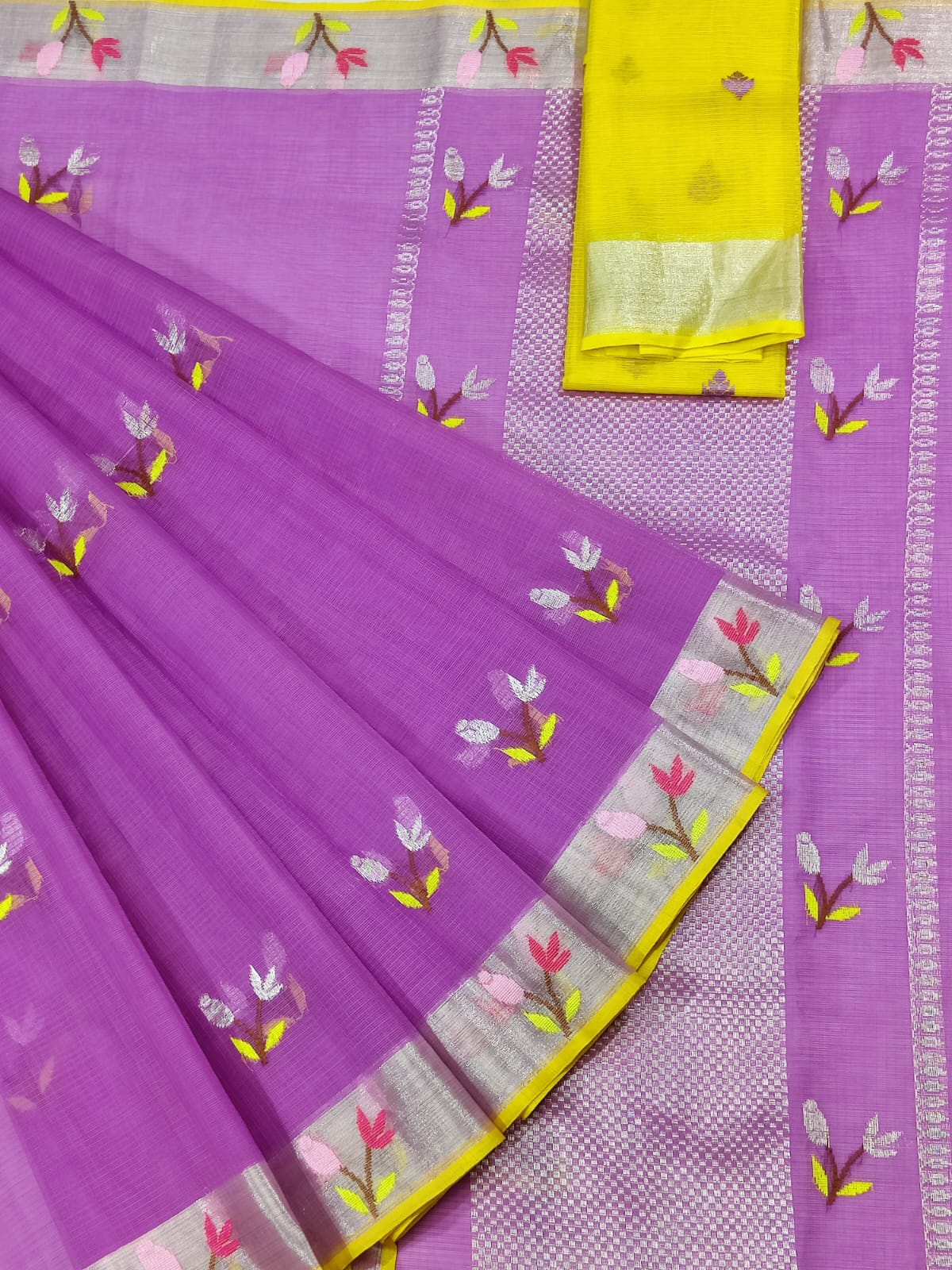 Exclusive Zarikota Saree with contrast blouse