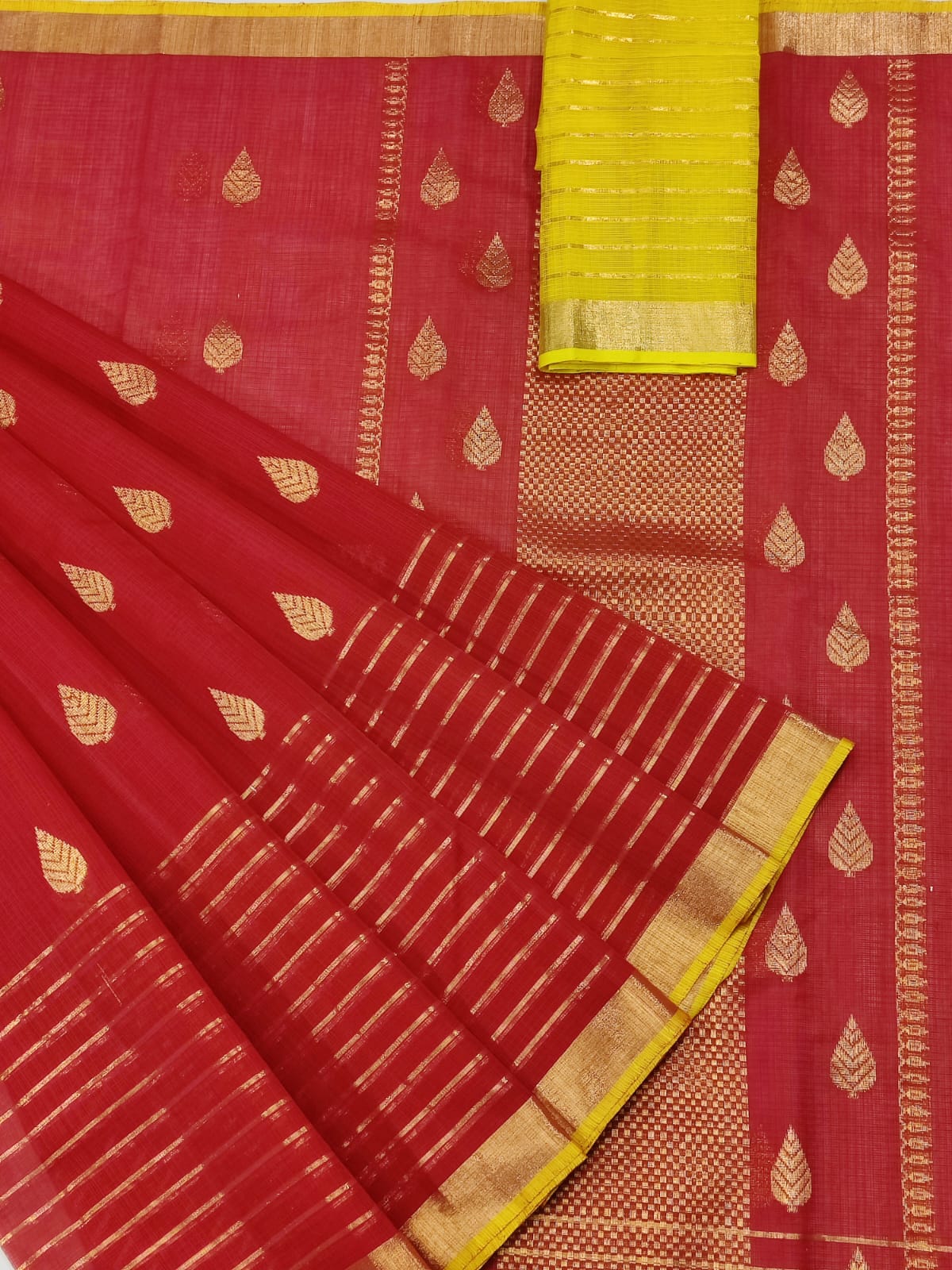 Exclusive Zarikota Saree with contrast blouse