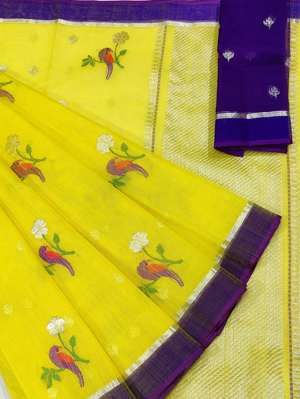 Exclusive Zarikota Saree with contrast blouse