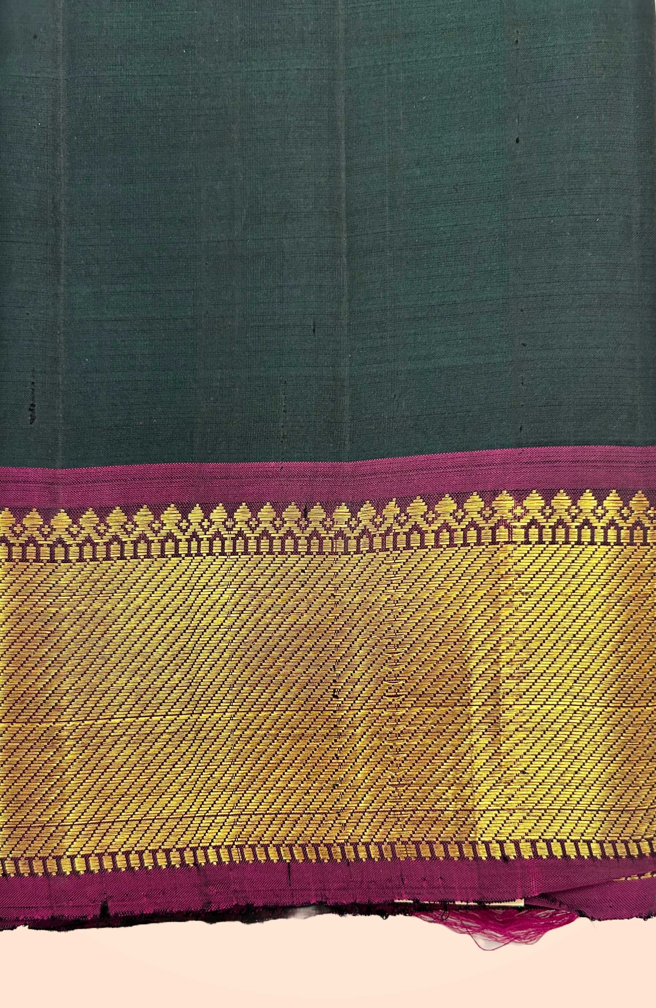 Plain Silk Buta Border